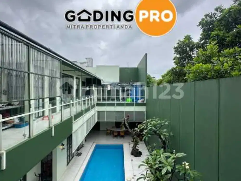 Rumah Luxury dengan Kolam Renang di Sentul City Bogor