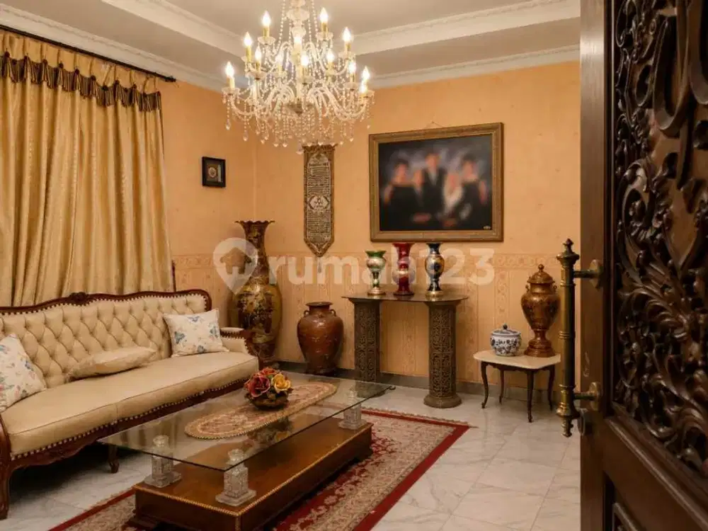 Rumah Posisi Hook Siap Huni di Rawamangun Jaktim