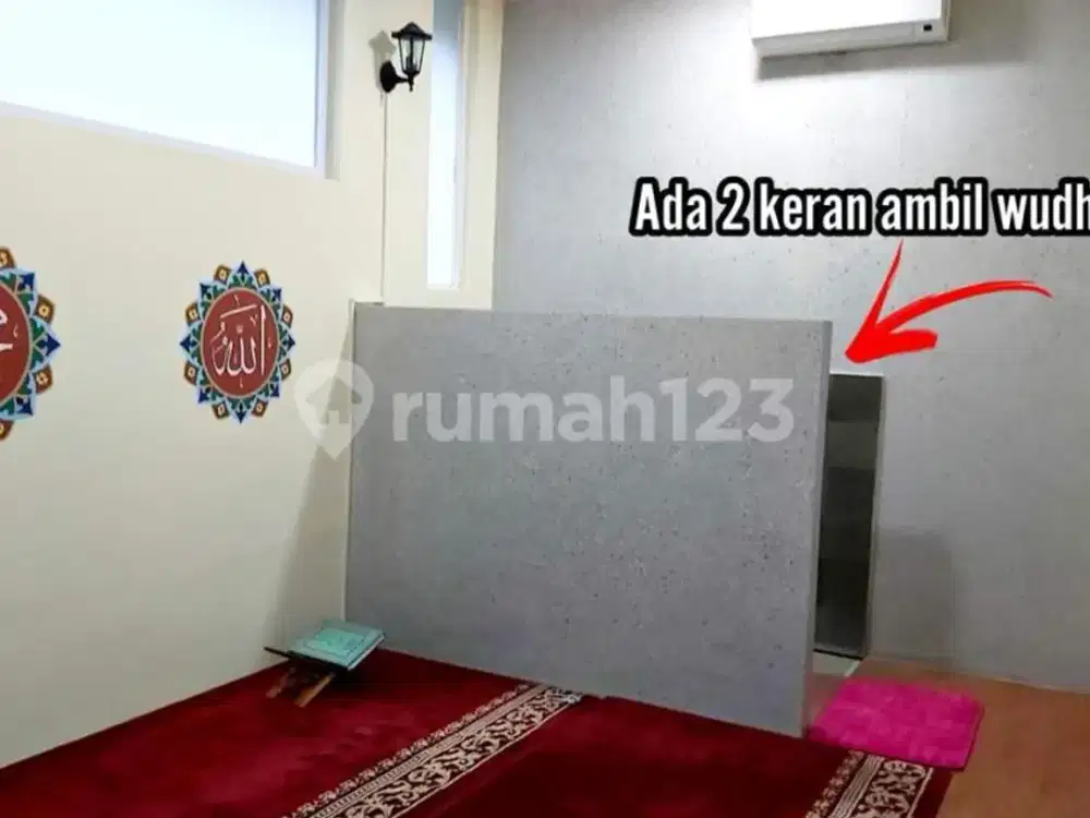 Rumah Posisi Hook di Green Park Jatiwarna Bekasi