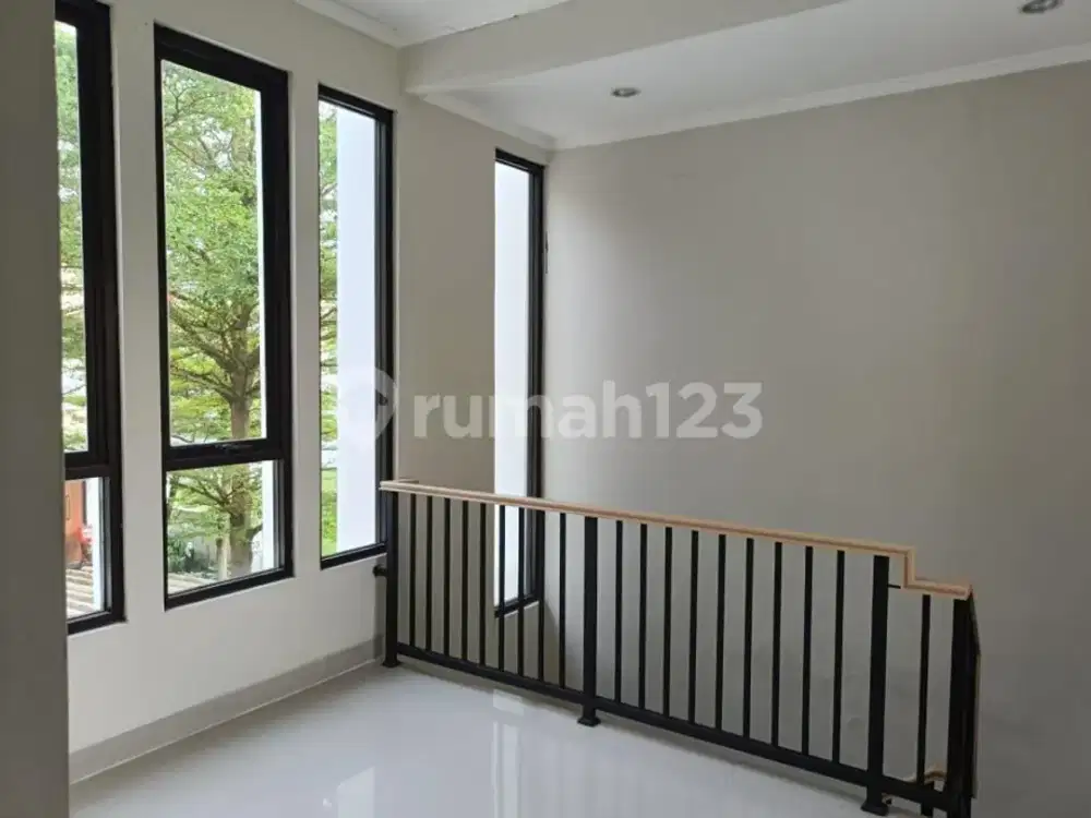 Rumah Siap Huni di Metland Transyogi Cibubur