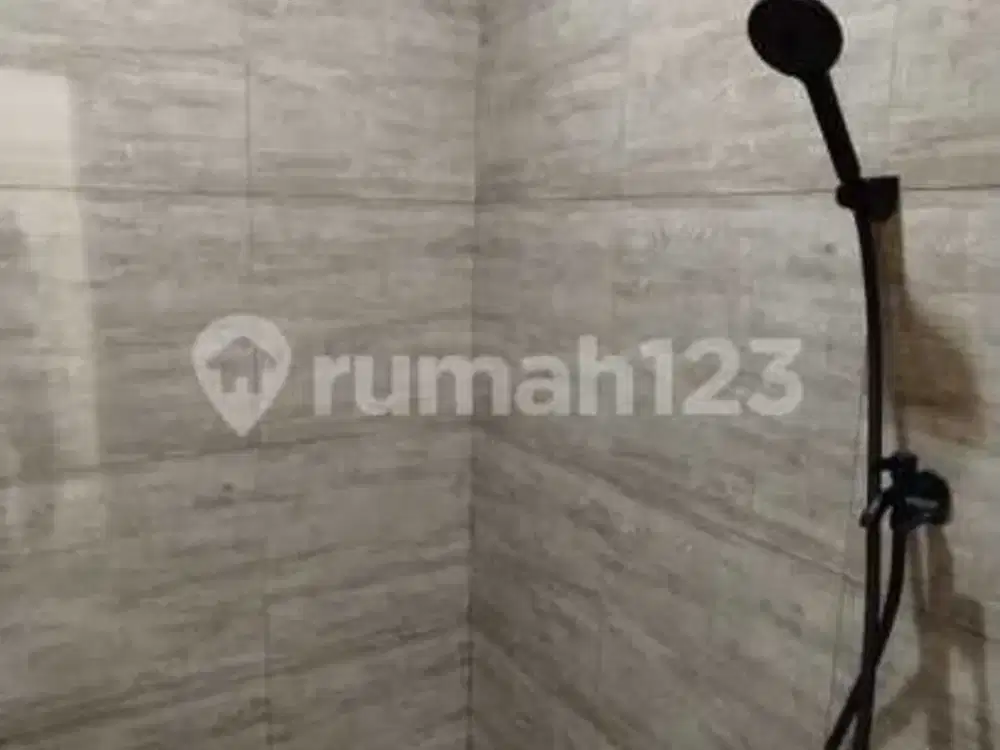 Rumah Modern Dalam Cluster Dekat LRT Harjamukti