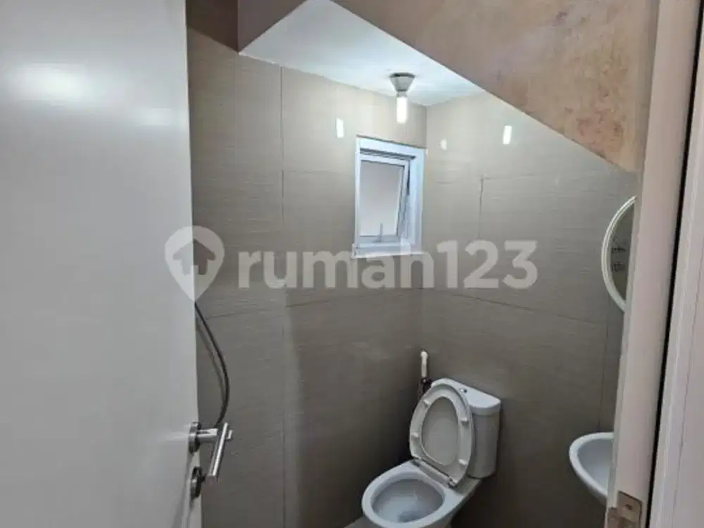 Disewakan Rumah di Cbd Citra Gran Cibubur