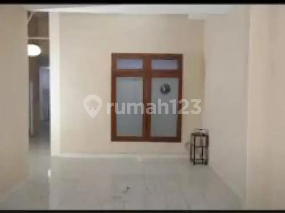 Rumah Hitung Tanah di Cilandak Jaksel