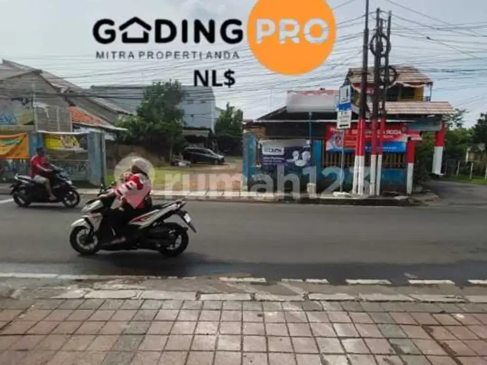 Kavlibg Pinggir Jalan Raya di Lapangan Tembak Cibubur Jaktim