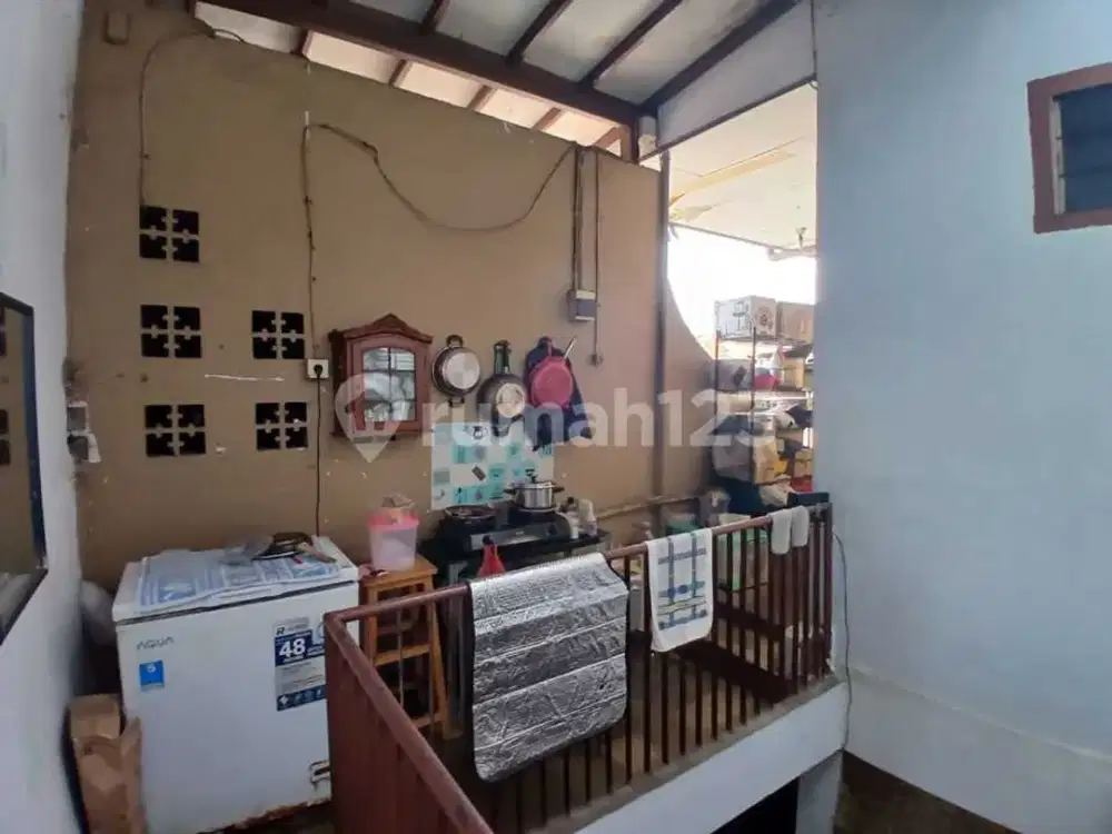 Rumah Tua di Pal Batu Menteng Dalam Jaksel