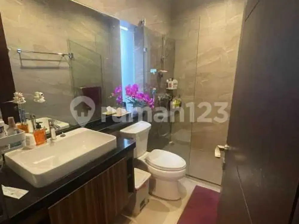 Rumah Cantik Ada Kolam Renang di Sentul City