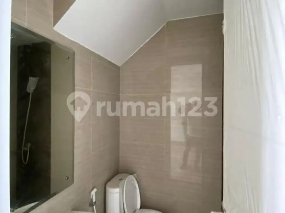 Rumah Seperti Baru di Citra Gran Cibubur