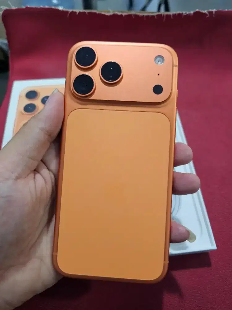Iphone 17 promax 256gb oren garansi maret 2027