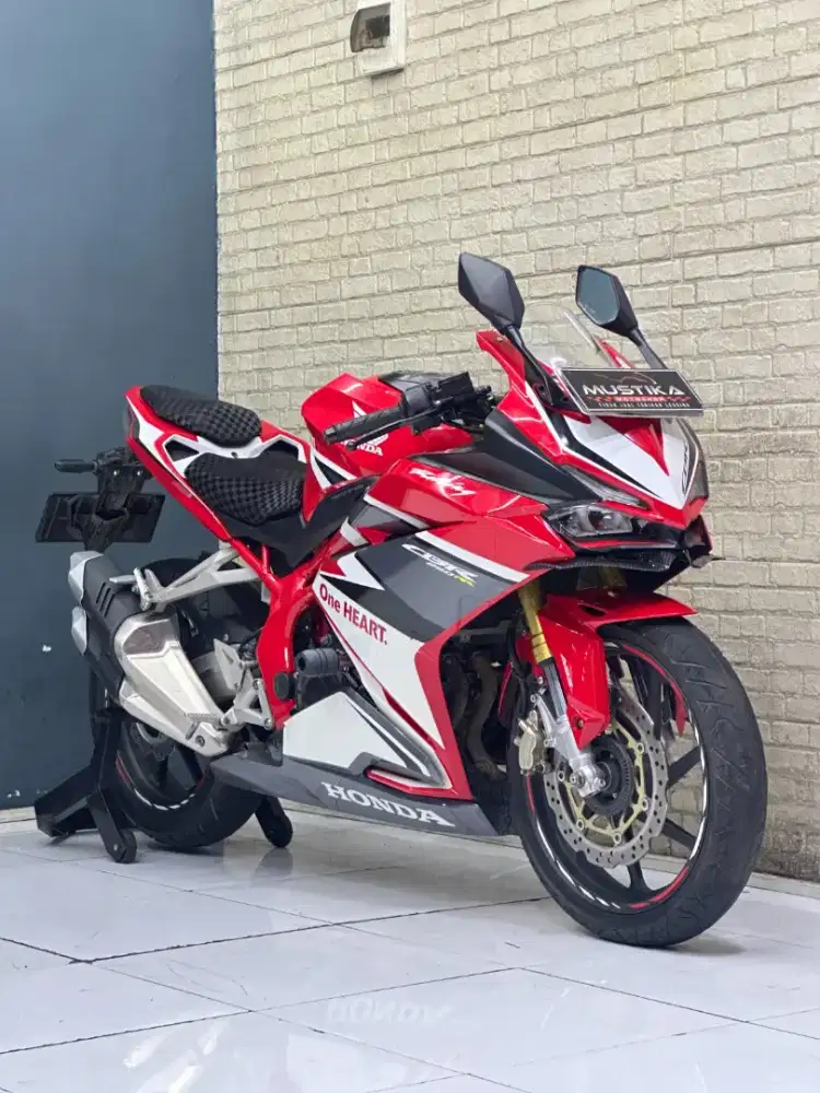 Perfect Condition!!Honda CBR 250RR ABS One Hart 2020 Mulus-Mustika