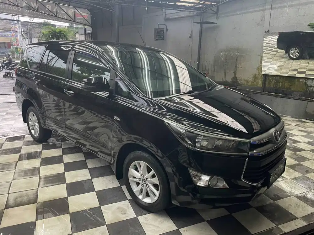 Toyota Kijang Innova Inova Reborn V AT Matic Tahun 2017 Hitam , 2018