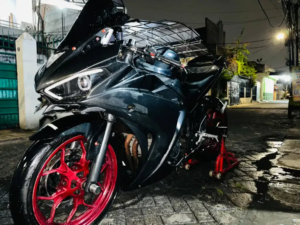 Yamaha R25 tahun 2014