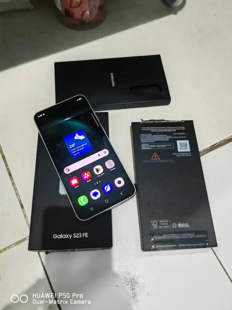 Samsung S23 FE 12/256 sein Fullset nominuss