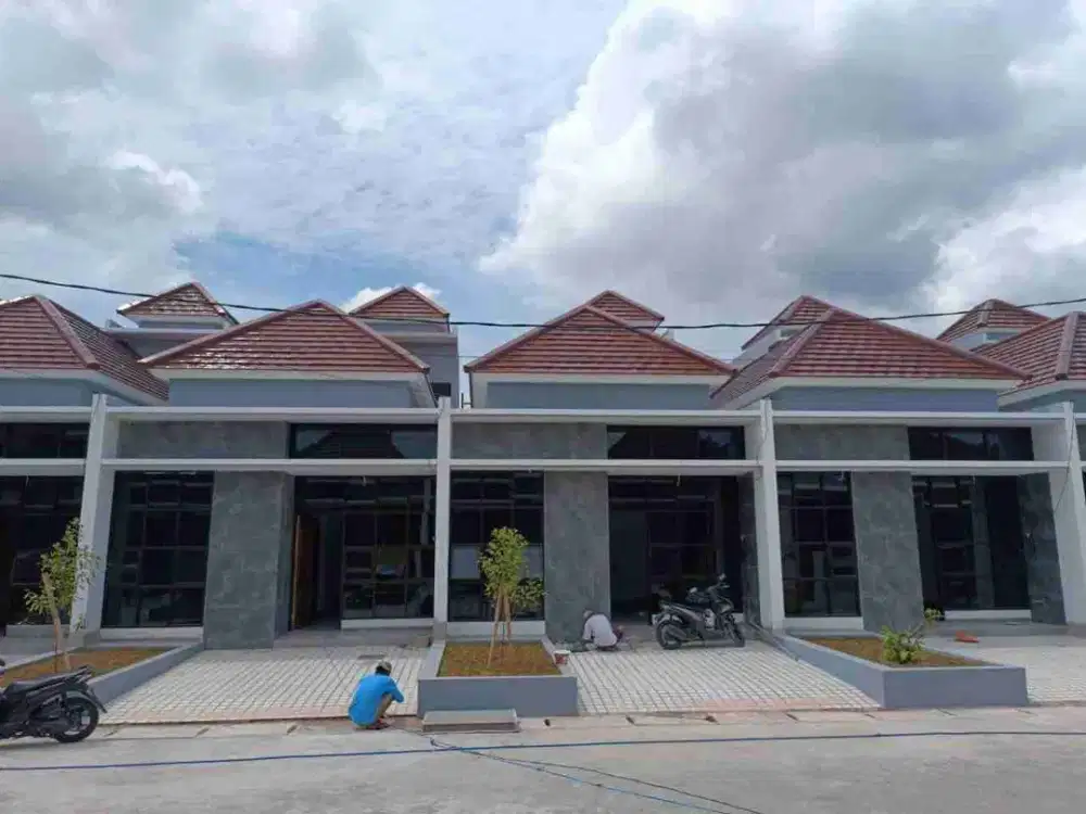 Rumah 2 Lt Dijual Brand New dalam Cluster di Cipadu Tangerang