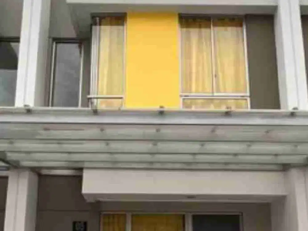 Disewakan  Murah Rumah PIK2 Ukuran 4,5x10