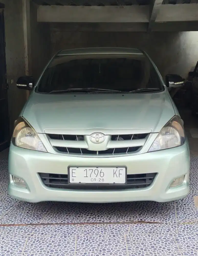 Kijang Innova G MT 2005