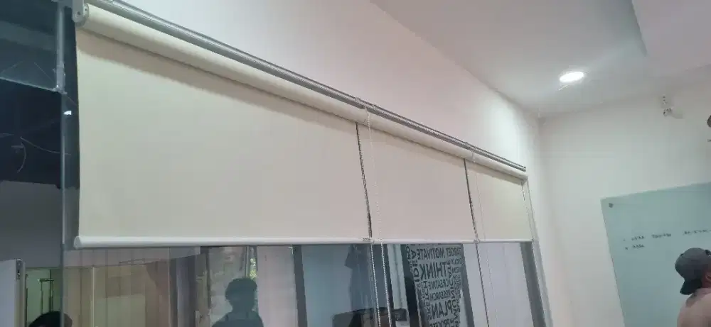 Tirai kain shin ichi roller blind