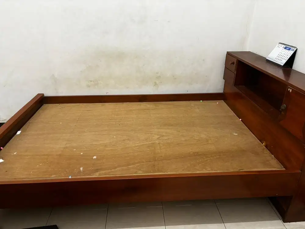 Dipan Antik Full Kayu Jati