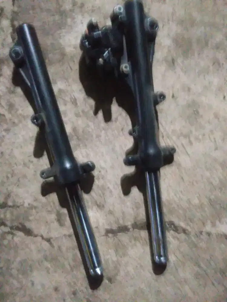 jual shock depan v160 kanankiri + kaliper + arm