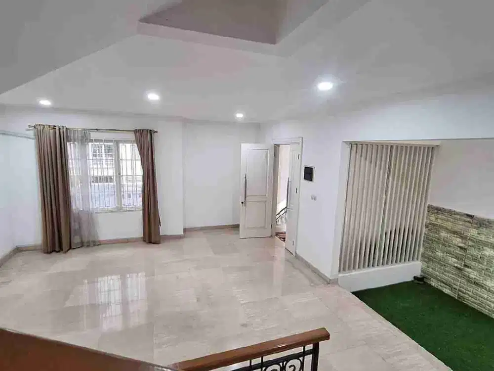 Di Jual Rumah di Opulence Residence Sunter Jakarta Utara