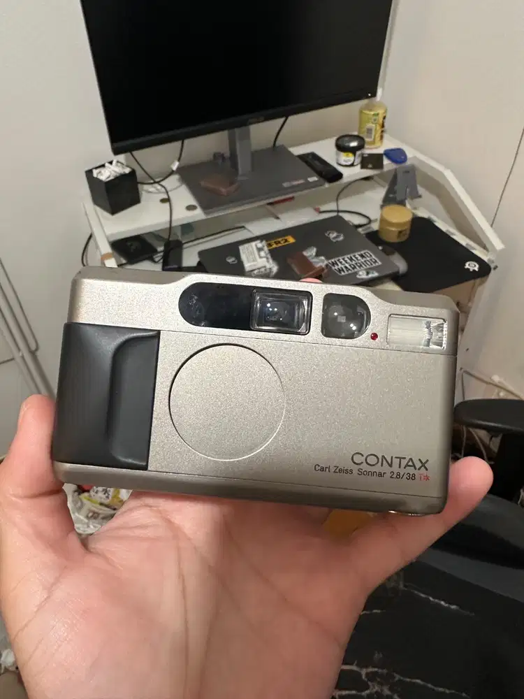Jual Cepat Contax T2 Film Camera