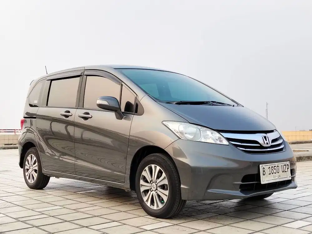 Honda Freed Facelift SD AC Double 2013