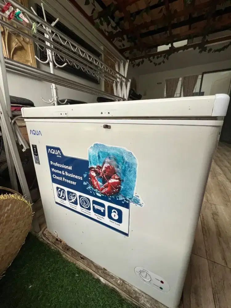 Dijual!! Freezer AQUA AQF-160 (161L)