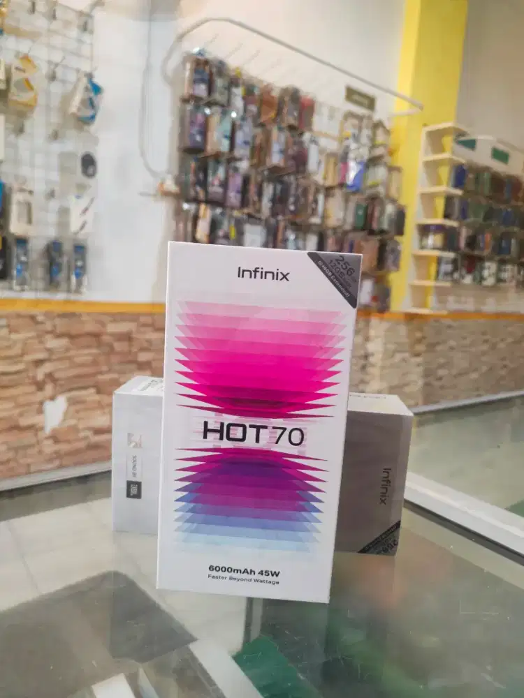 INFINIX HOT 70 6/256 promo+bonus cash & Credit garansi Resmi