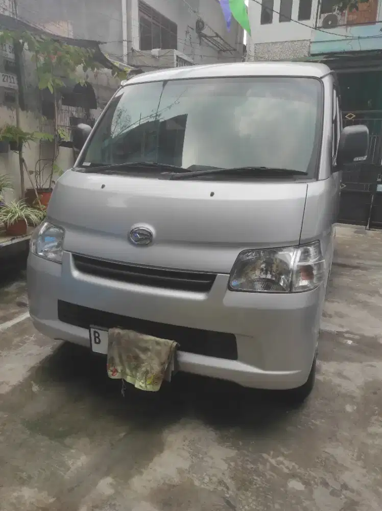 Daihatsu GrandMax 1.3 AC Silver Manual tahun 2021