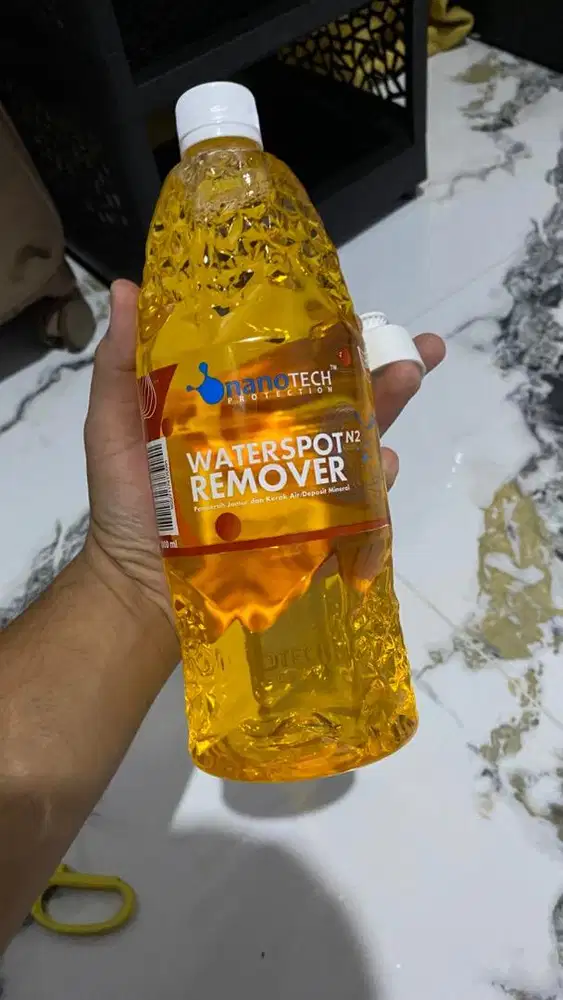 Nanotech protection waterspot remover