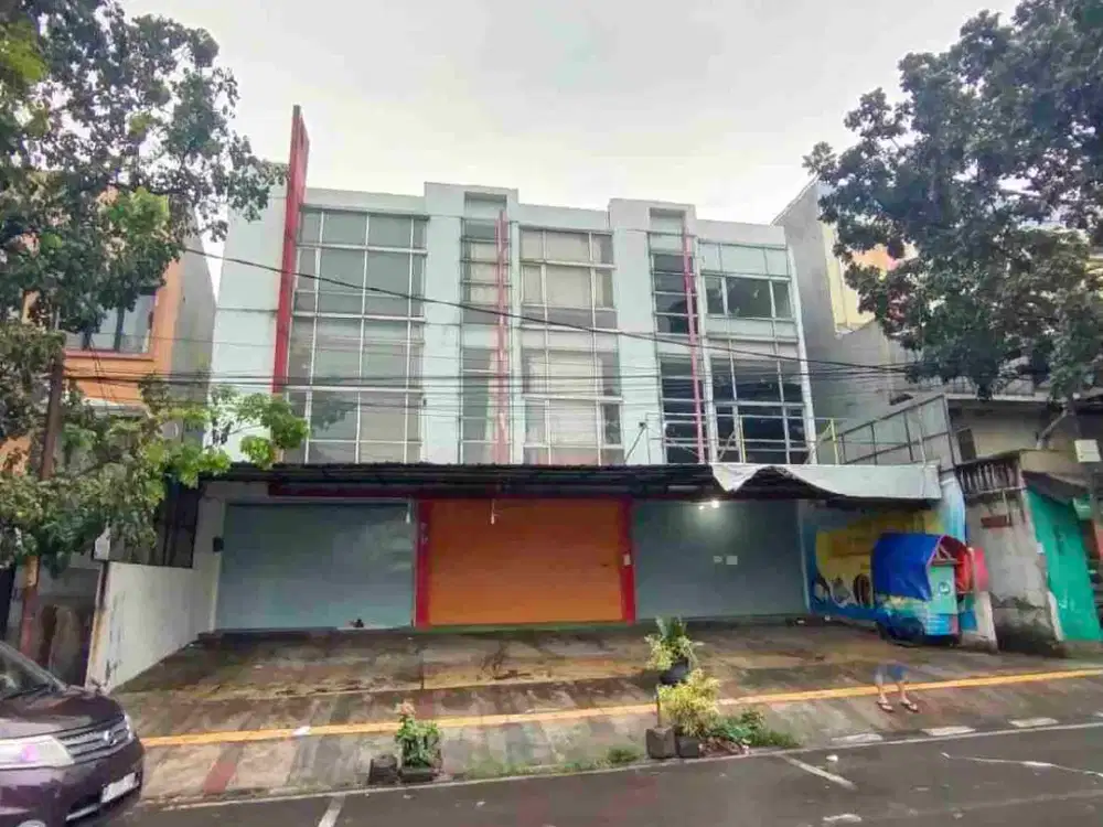 DIJUAL / DISEWAKAN RUKO LEUWI PANJANG 3 Lantai