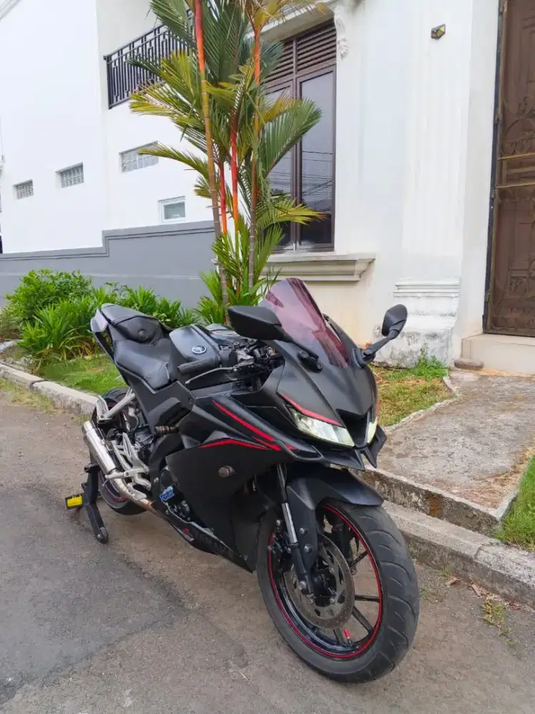 R15 V3 Motor bagus dan terawat sekali