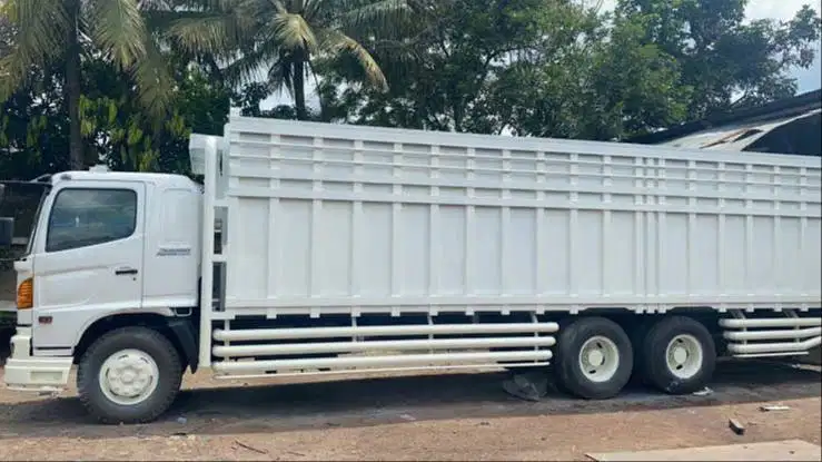 FUSO FG 215 Bak Besi
