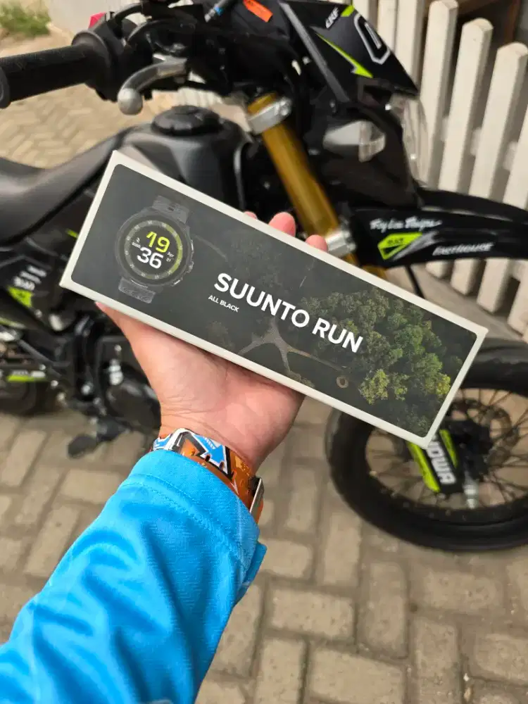 SUUNTO RUN All Black