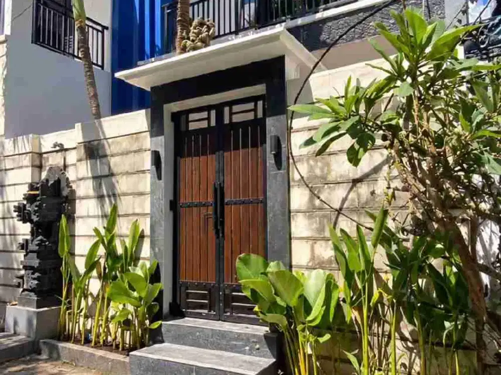 RUMAH DEKAT SEMINYAK MINIMALIS MODERN