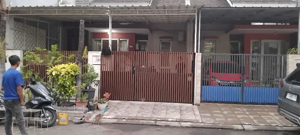 Pagar hollow besi modern