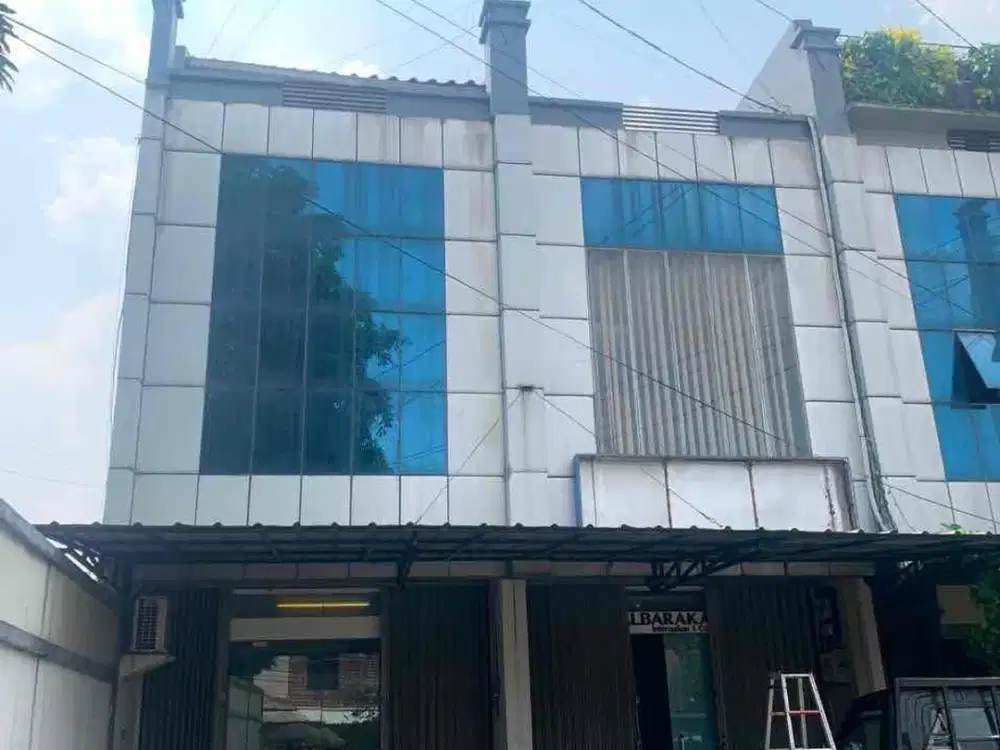 disewakan ruko gandeng cocok untuk kantor