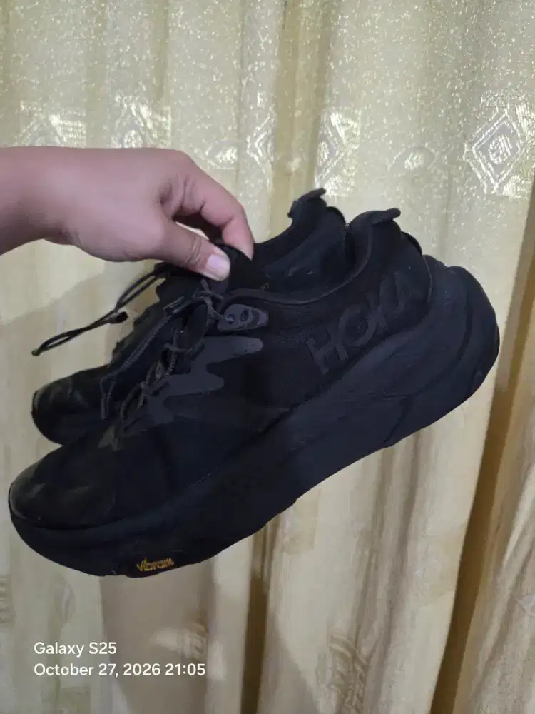 ORIGINAL SEPATU HOKA size 39
