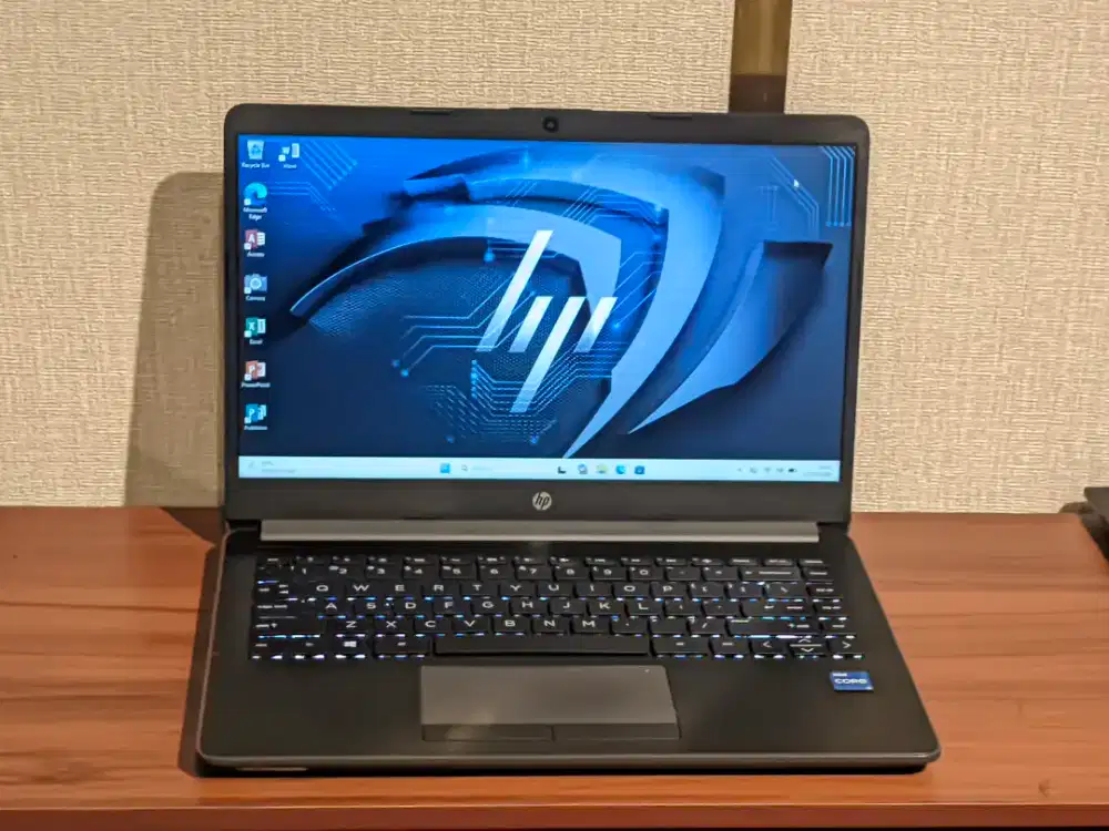 Hp 240 14 Inch G9 i5 1235U Ram 8 GB SSD 512 GB Mulus