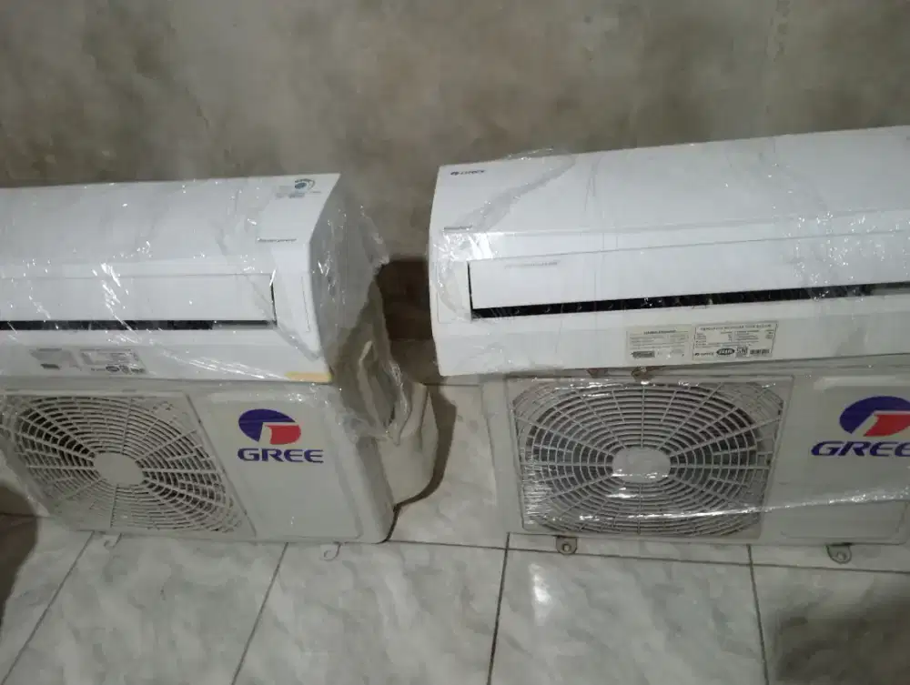 AC  1 PK LIKE NEW