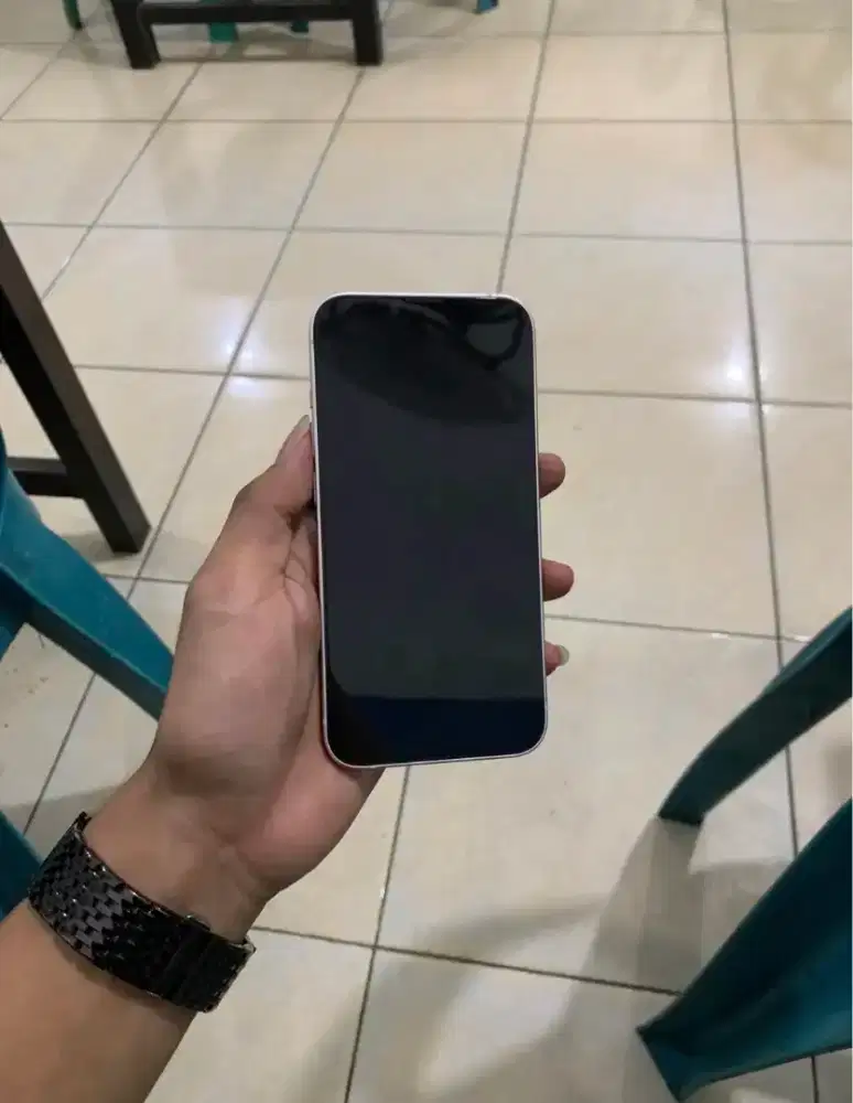Jual iPhone 13 Minus stuck