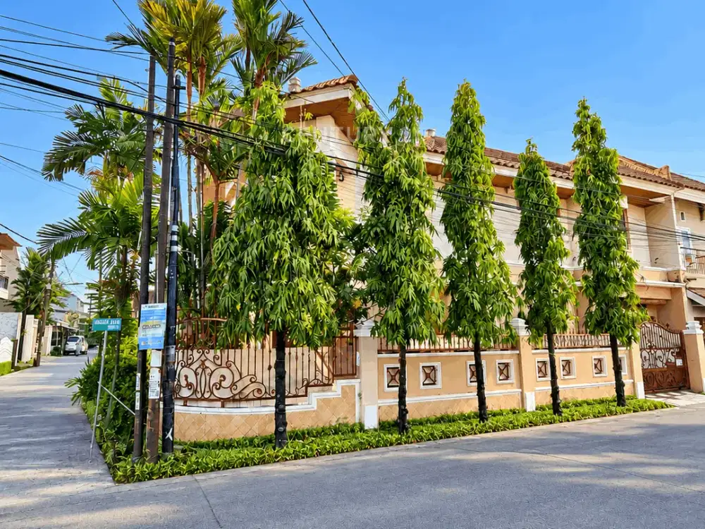 Rumah Mewah Di Tengah Kota Jl Faisal VIII Lokasi Premium