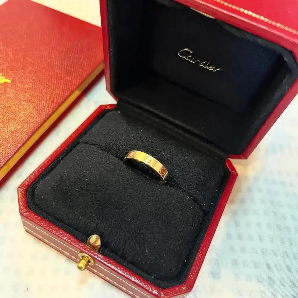 Rings cartier love wedding band
