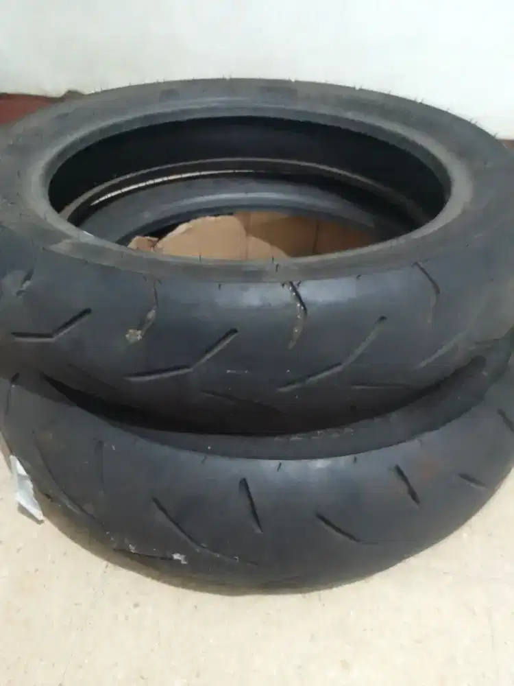 Ban motor IRC  bekas mulus