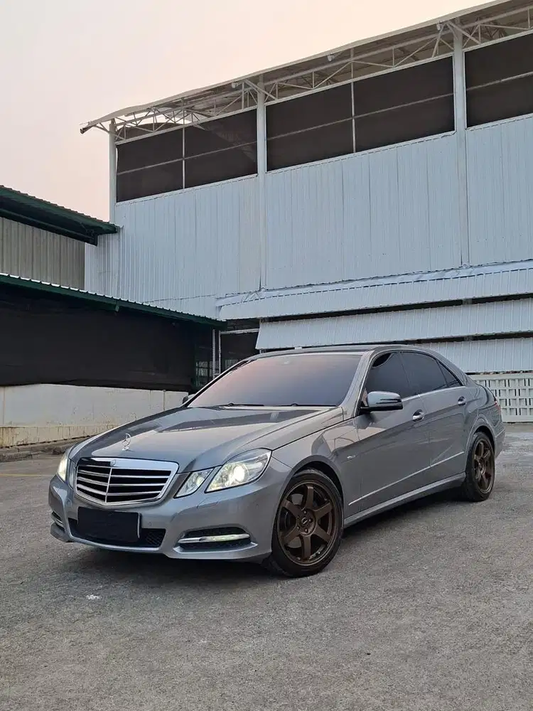 (ANTIK) MERCEDES E250 W212 AVANTGARDE 2011