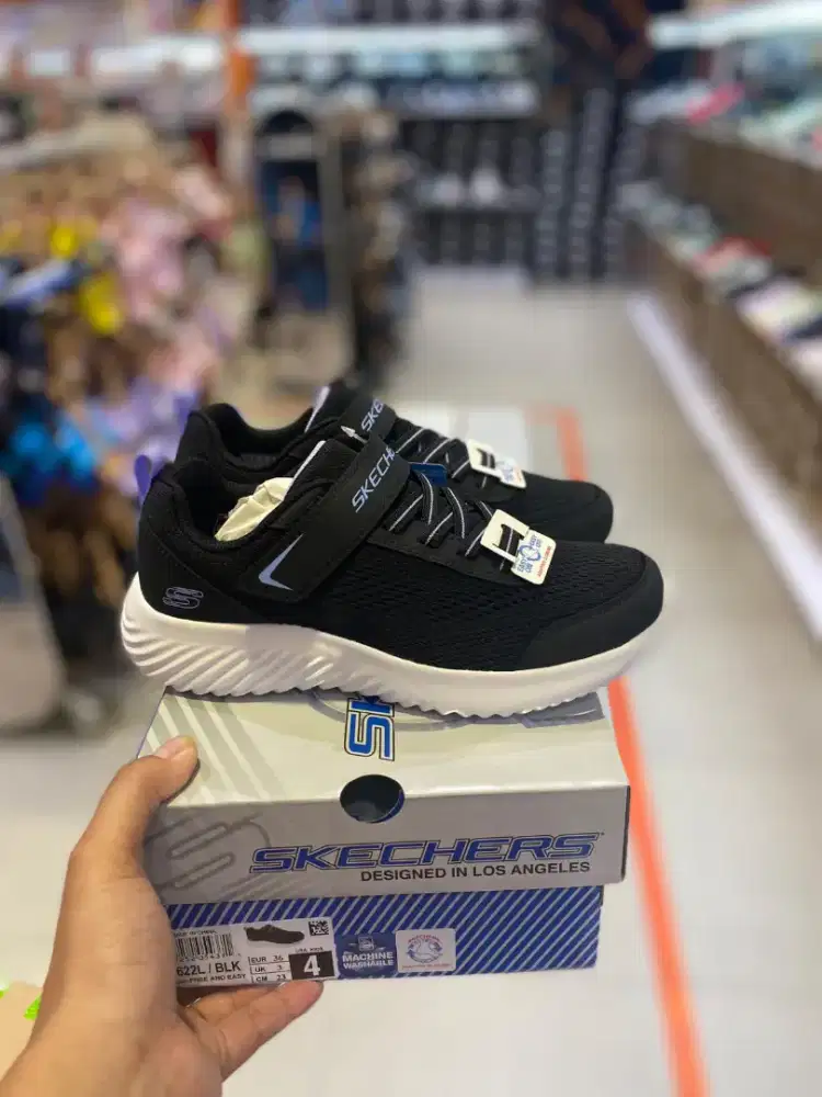 Sepatu SKECHERS Import Cina