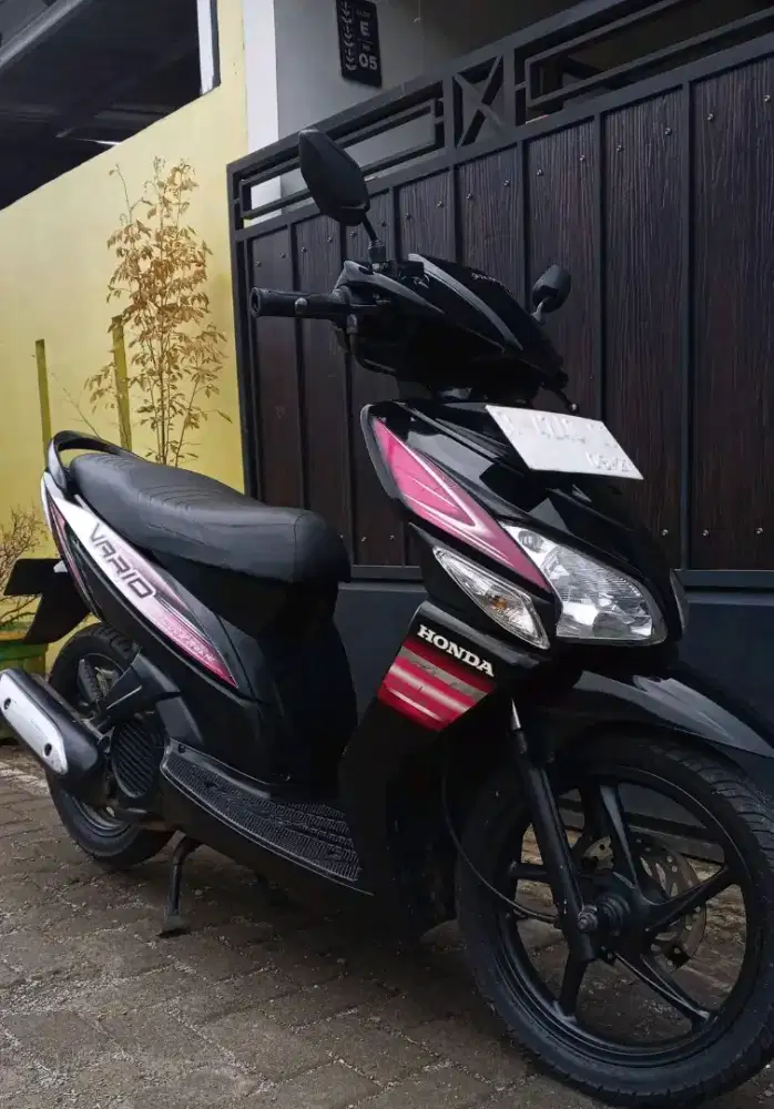 Vario 2009 Plat R Lengkap