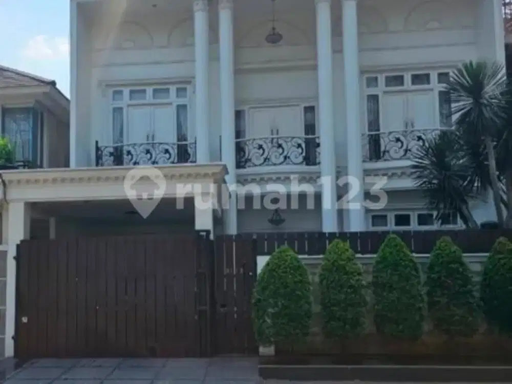 Dijual Rumah Mewah 3 Lantai Siap Huni di Citragran Cibubur