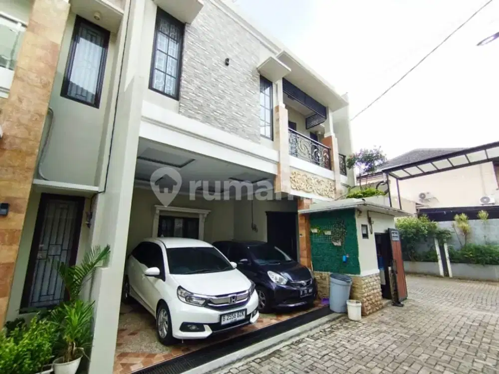 Dijual Rumah Rooftop Siap Huni di Kebagusan Jakarta Selatan