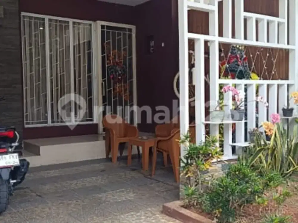 Di Jual Rumah 2 Lantai Grand Cibubur Country Cluster The Royal