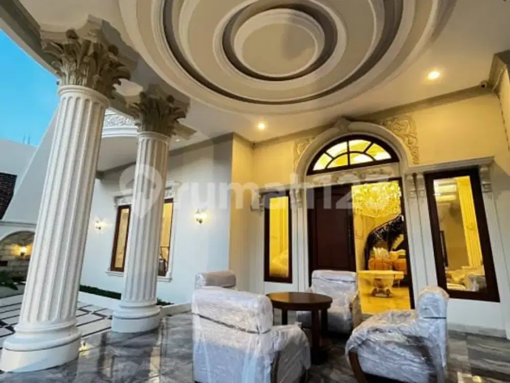 Dijual Rumah Mewah Siap Huni di Grand Depok City